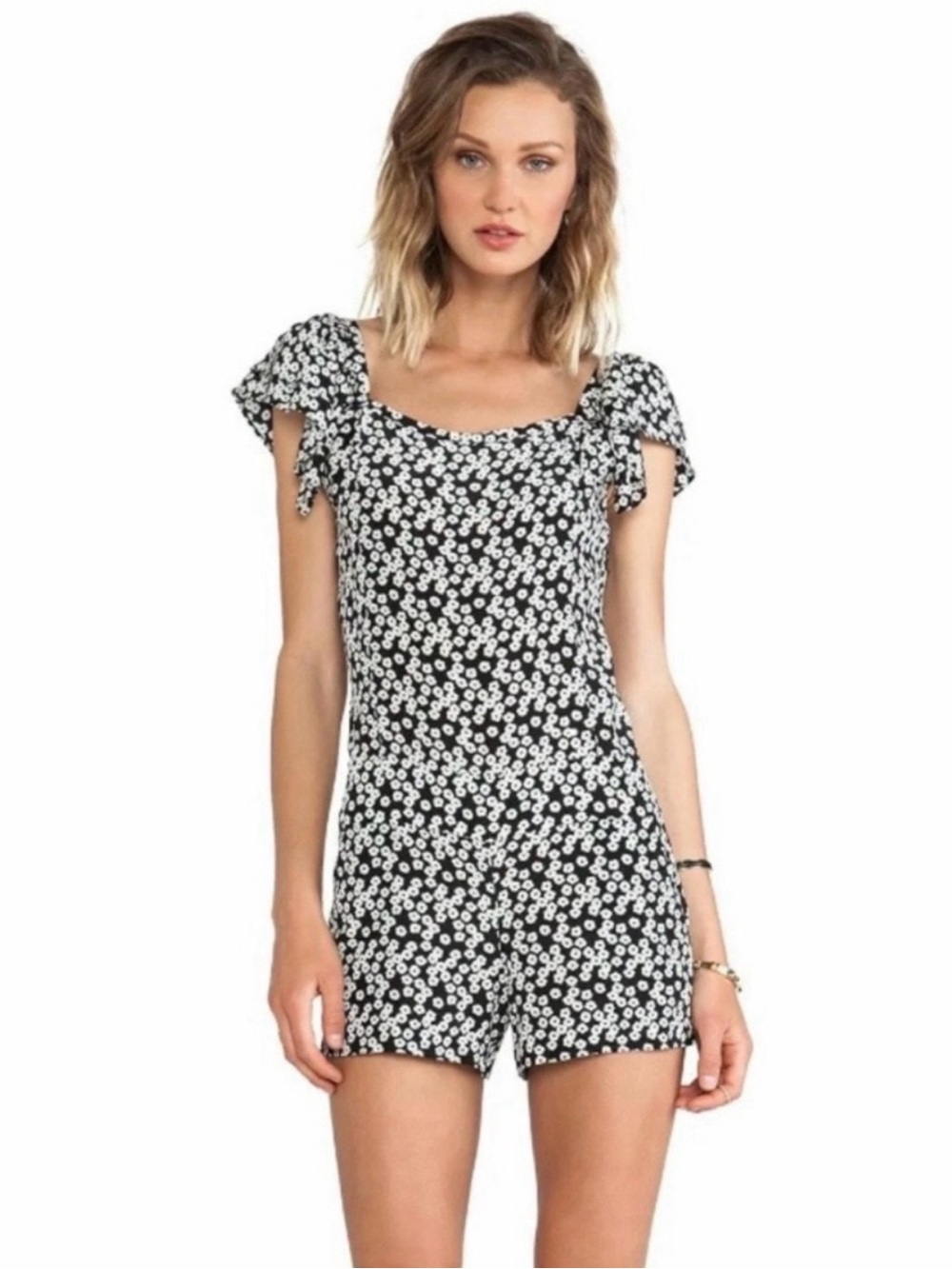 PAM & GELA Black and White‎ Flutter Sleeve Ditzy Floral Silk Romper Sz 4 Pockets